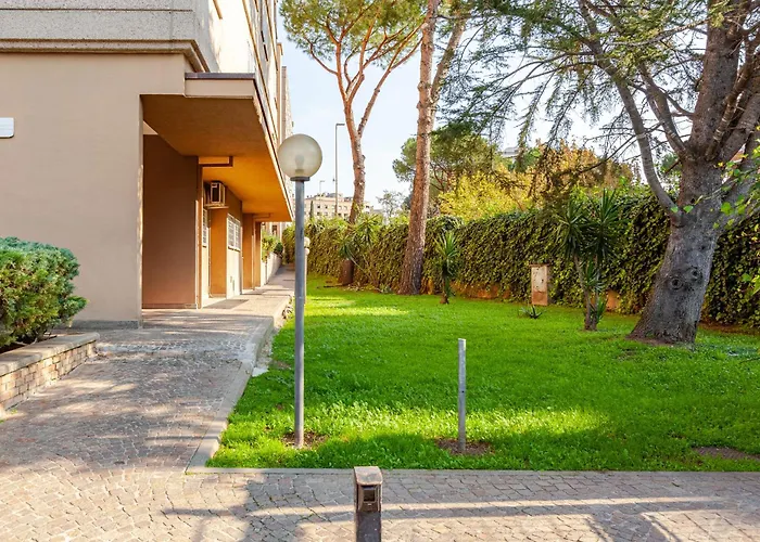 Modern & Cozy Double Rooms, Private Bath Wifi Ac